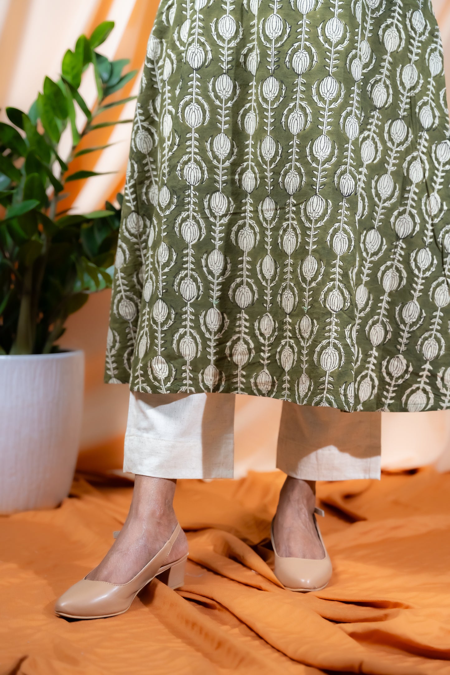 Olive Drift-Kurta Set