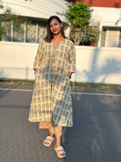 VASANTI KURTA SET